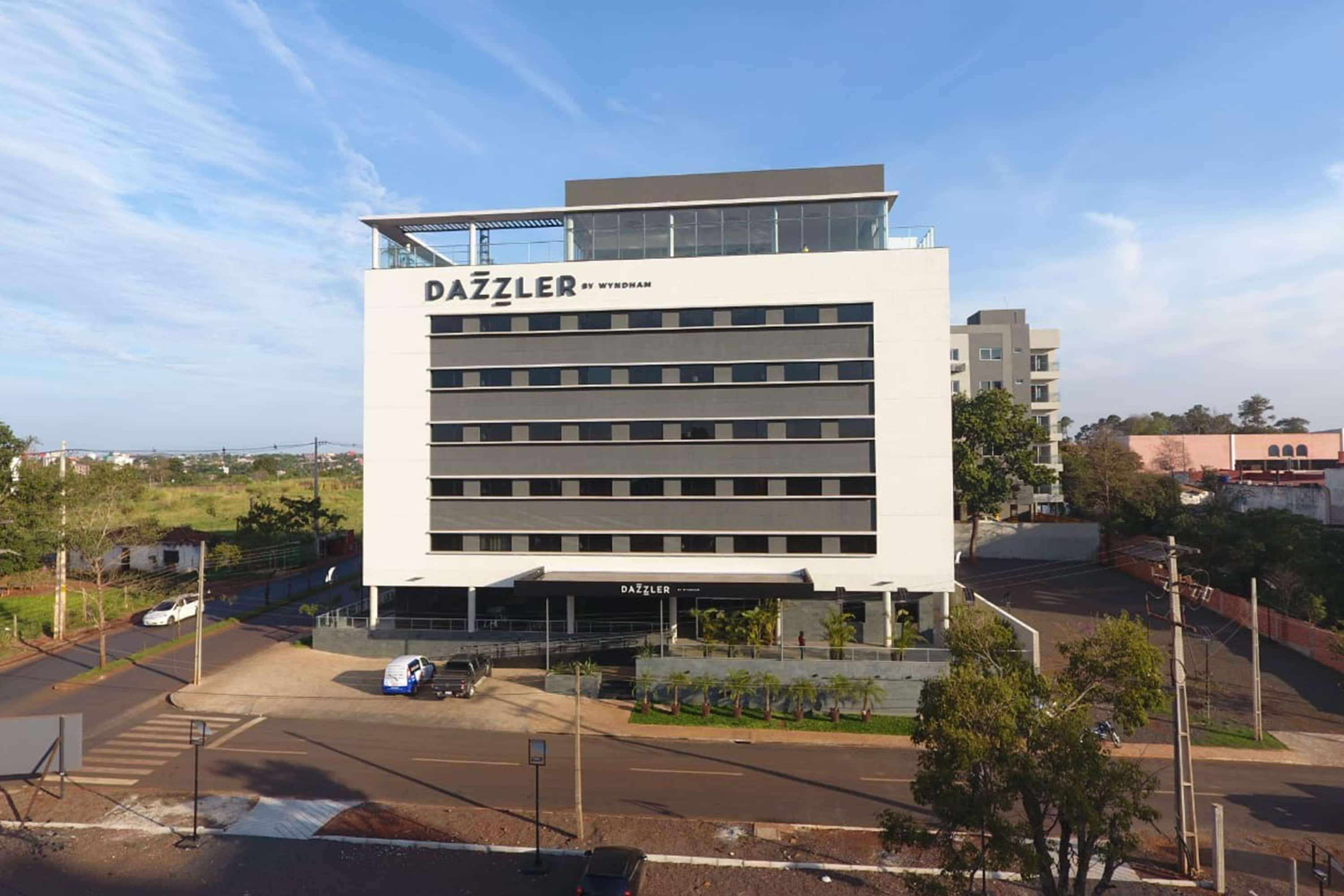 Dazzler By Wyndham Ciudad Del Este Exterior photo