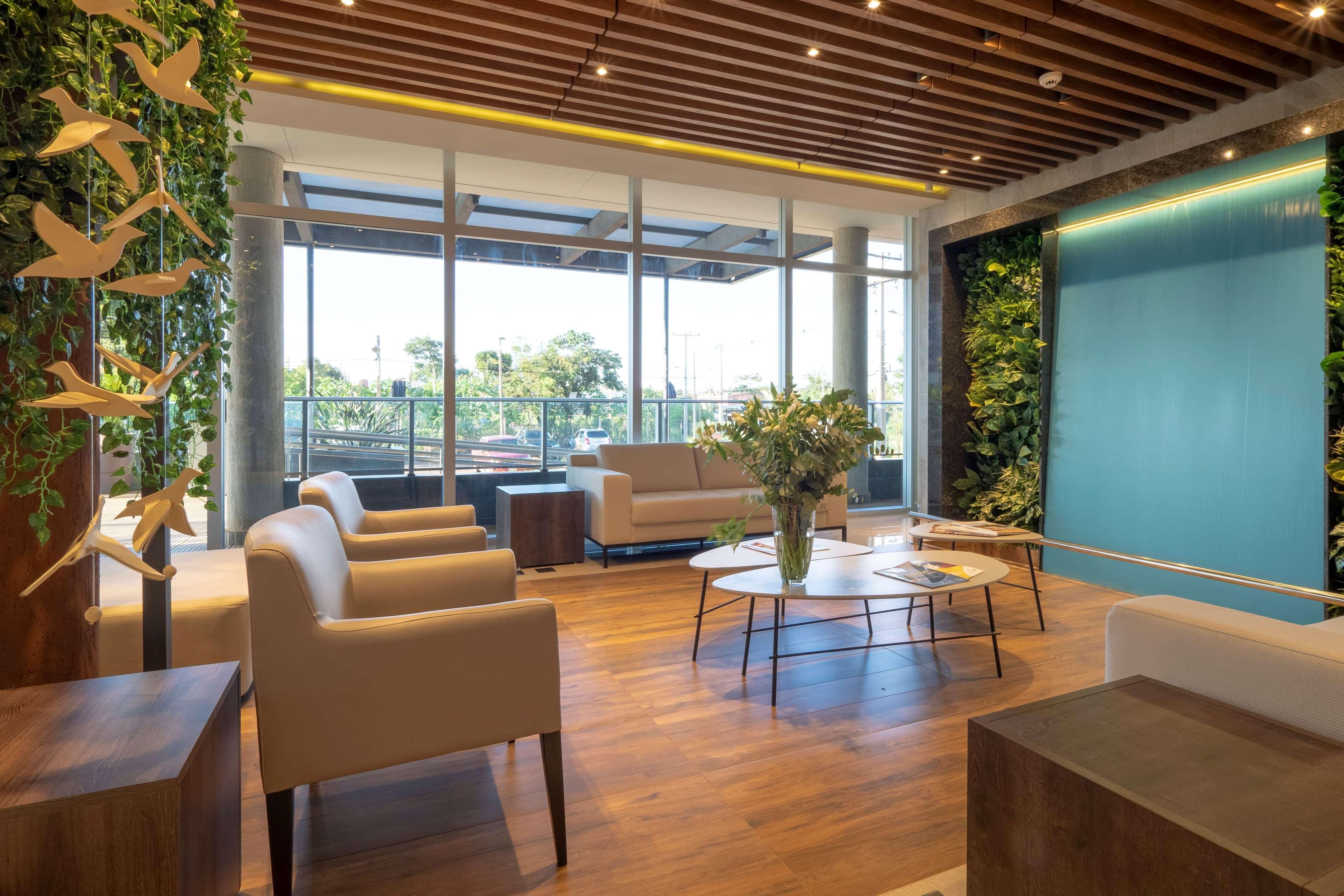 Dazzler By Wyndham Ciudad Del Este Exterior photo